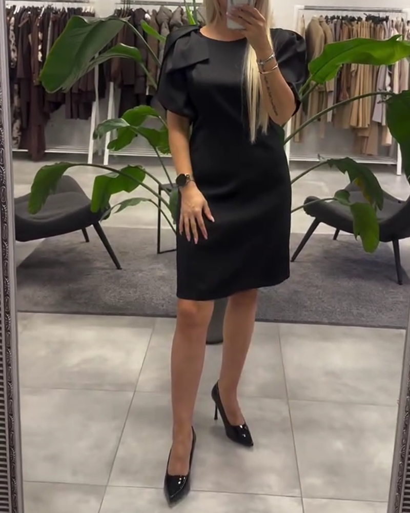 Bubble Short-Sleeved Round Neck Dress