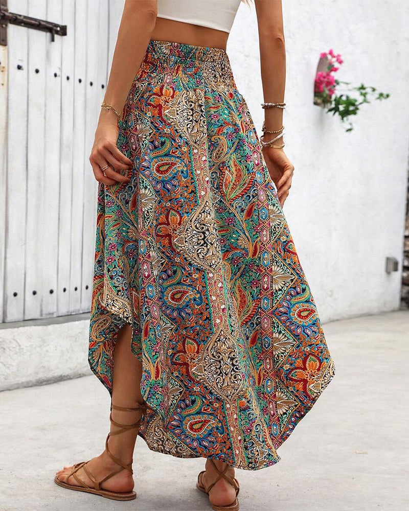 An Elastic Waistband, Retro Prints and a Curved Hem Skirt