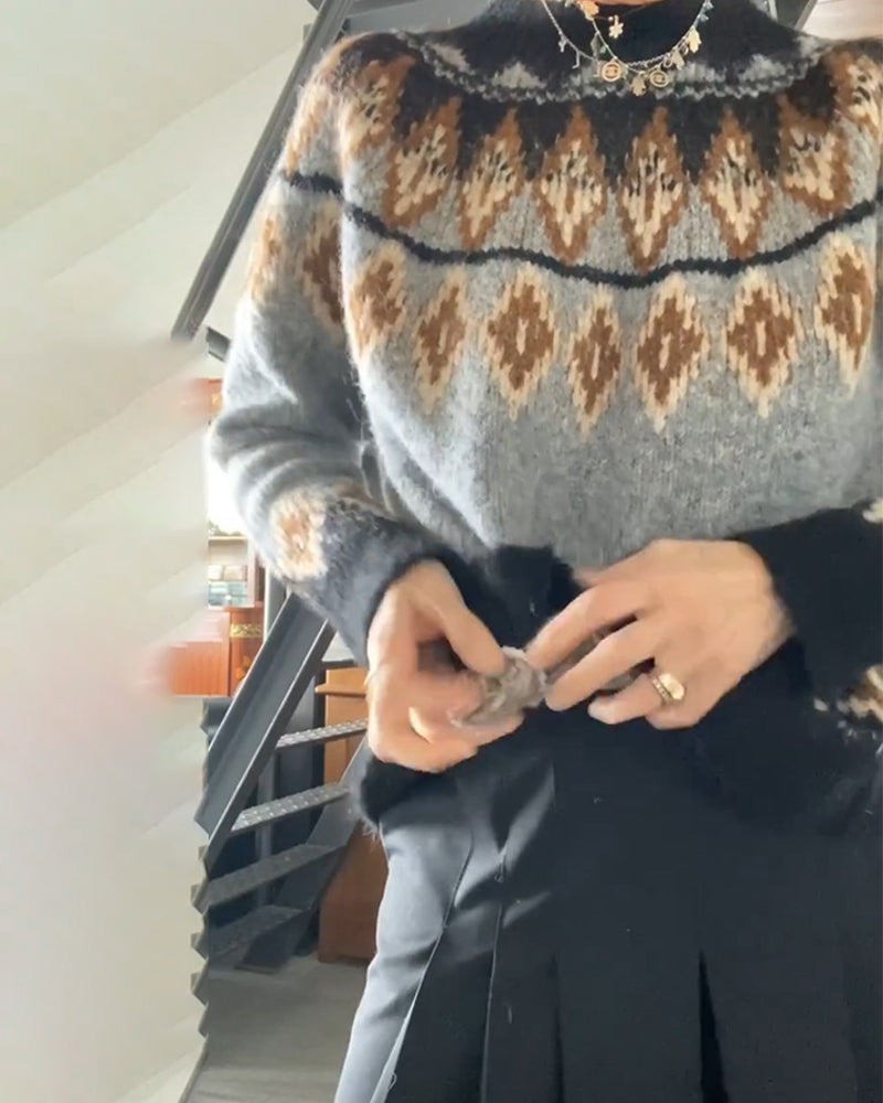 Contrast geometric sweater