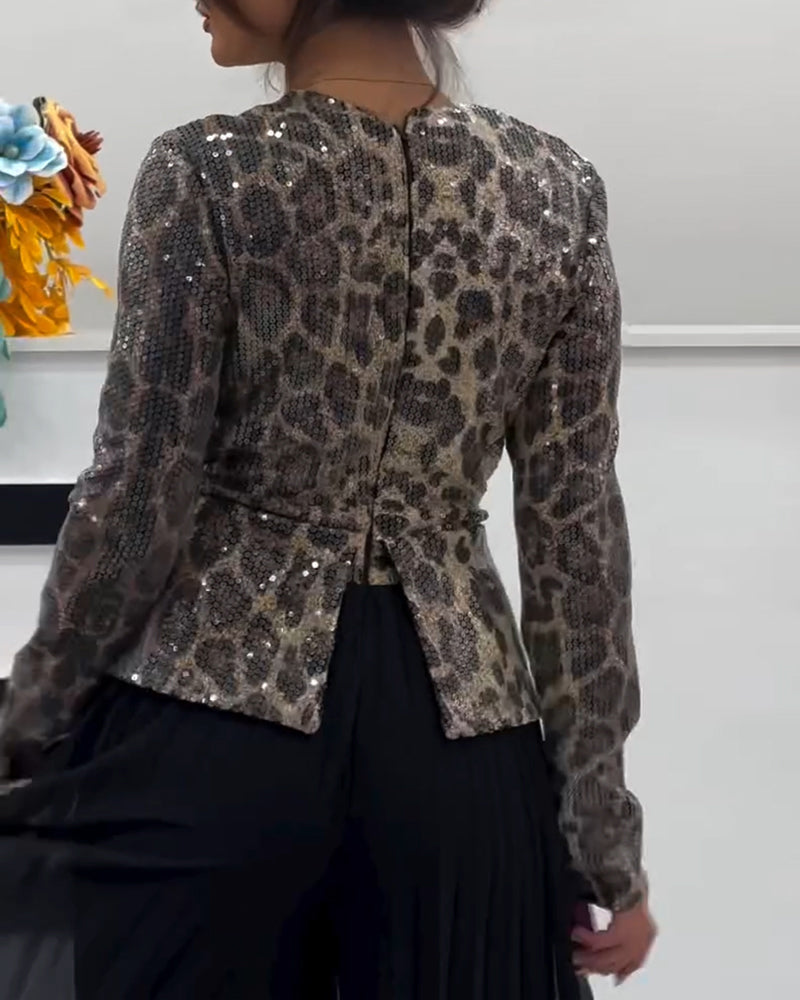 V-Neck Leopard Print Waist Shirt