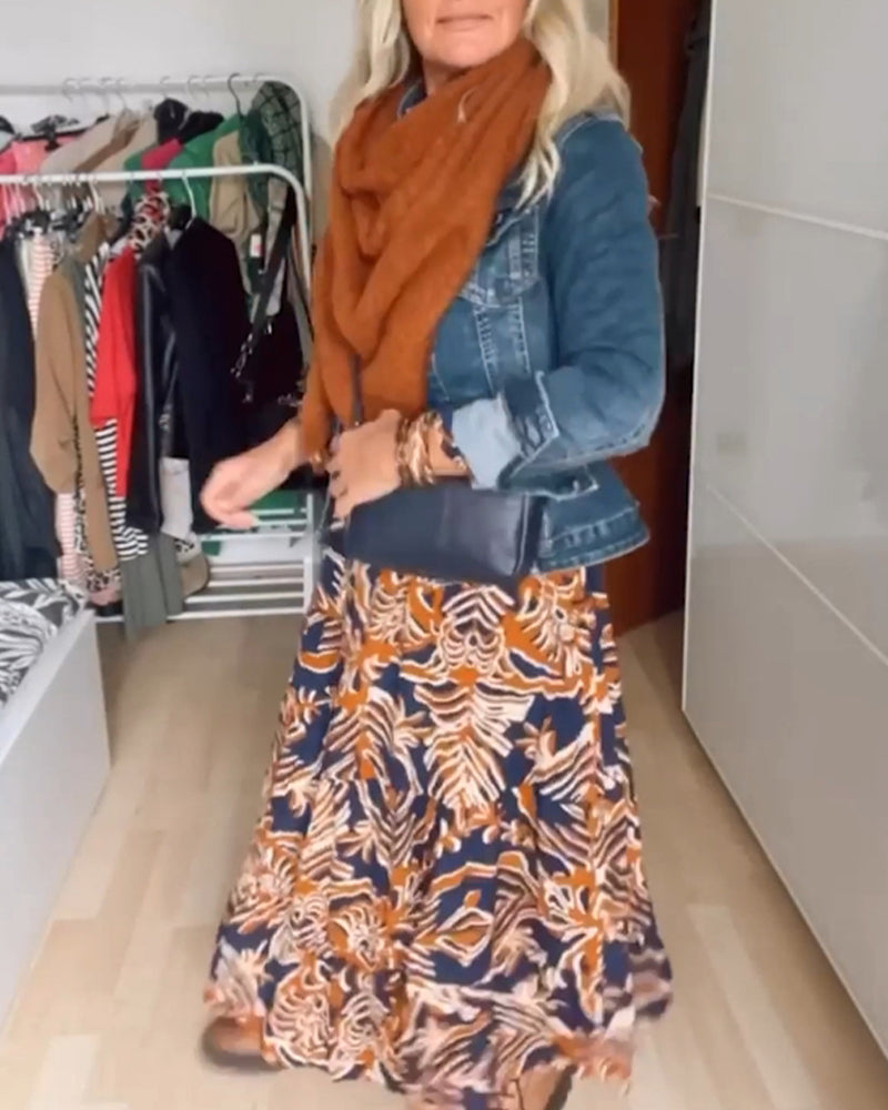 Casual lapel buttoned long sleeve denim coat