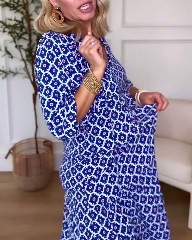 Casual printed V-neck three-quarter sleeve dress