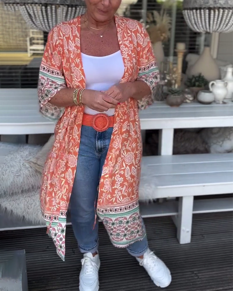 Fashionable printed holiday beach coat