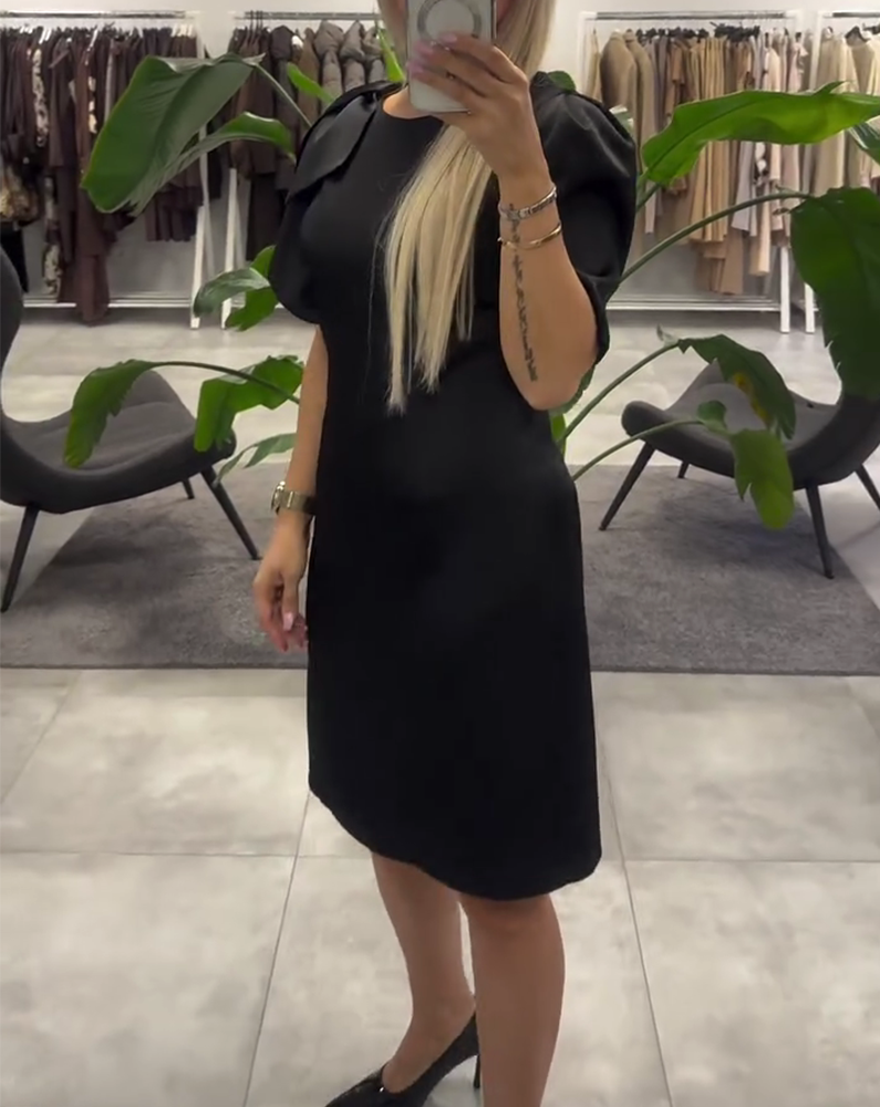 Bubble Short-Sleeved Round Neck Dress